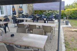 Bar restaurant à reprendre - LA CHAMPENOISE (36)