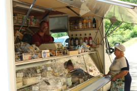 Commerce ambulant de pdt alimentaire à reprendre - Région Valence (26)