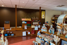 Fonds de commerce vente de chocolat sous franchise à reprendre - Arrond. de La Tour Du Pin (38)