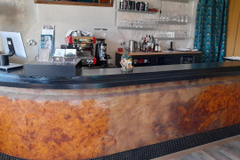 Restaurant bar salon de the à reprendre - Saintes et ses environs (17)