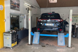 Garage automobile reparation vehicule/ machine à reprendre - Petite Camargue (30)