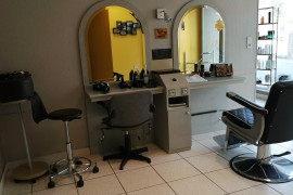 Salon de coiffure mixte et barbier à reprendre - Arrond. La Roche-sur-Yon (85)