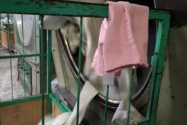 Atelier de traitement jeans et tissus à reprendre - Sarthe