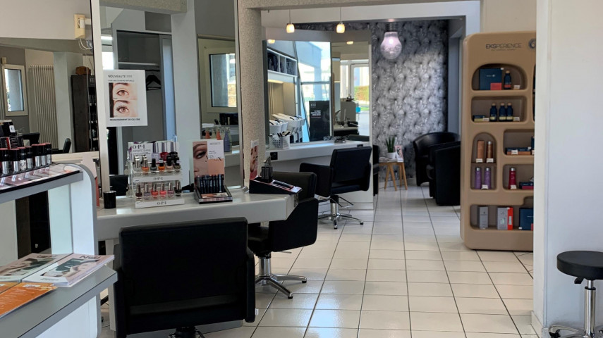 Salon de coiffure - institut esthetique à reprendre - Bourges et sa banlieue (18)