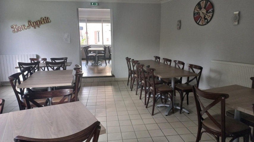 Bar - restaurant - presse - loto - jeux à reprendre - Nièvre