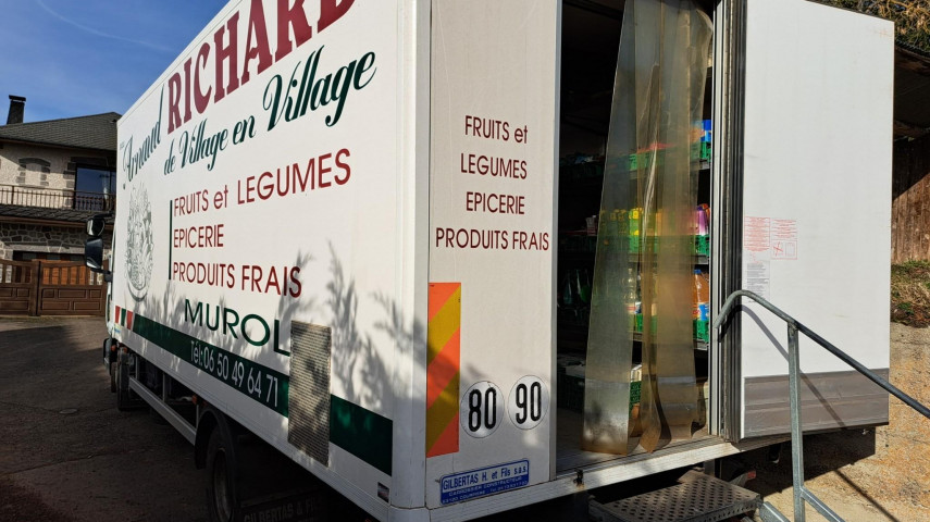 Tournee commerce alimentaire + vehicule à reprendre - Issoire et arrondissement (63)