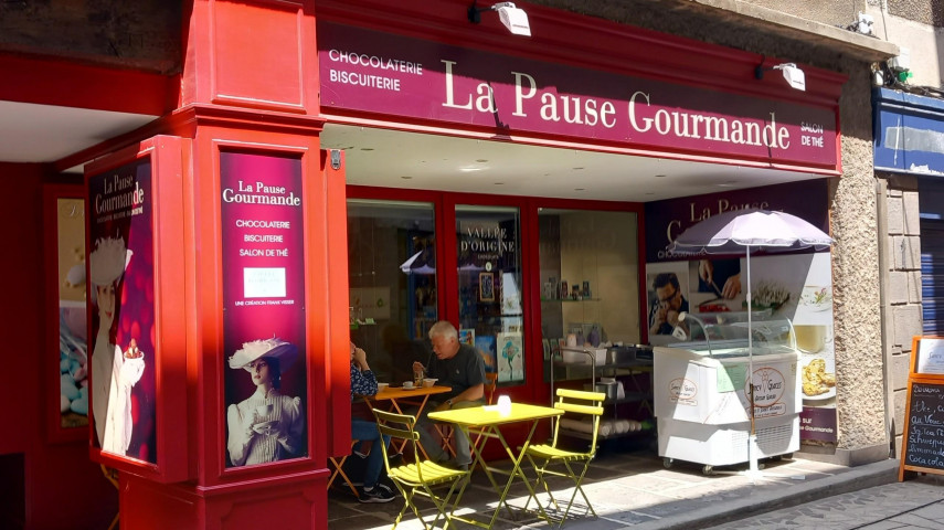 Salon de thÉ, vente chocolats, biscuits, glaces à reprendre - Saint-Flour et arrondissement (15)