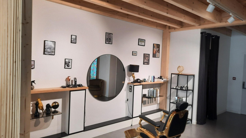Salon de coiffure à reprendre - Saint-Flour et arrondissement (15)