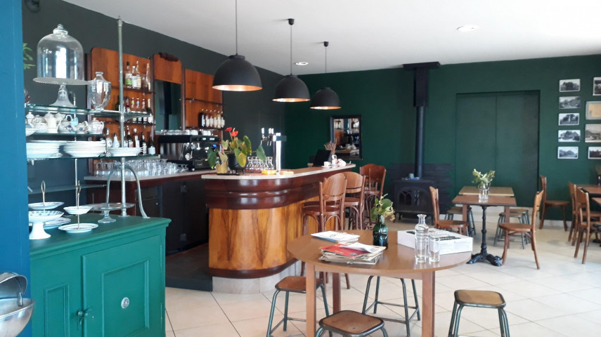 CafÉ restaurant, multiservice à reprendre - SAINT EUGENE (71)