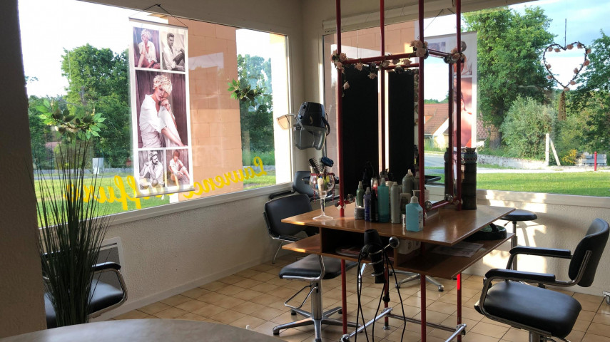 Salon de coiffure à reprendre - Vierzon et Nord-Ouest du Cher (18)