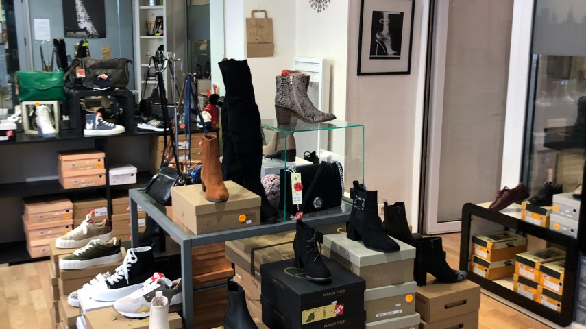 Fonds de de commerce de chaussures feminines à reprendre - CA du Bocage Bressuirais (79)