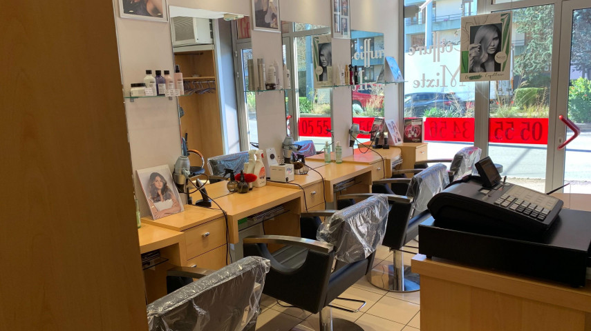 Vend salon de coiffure à reprendre - LIMOGES (87)