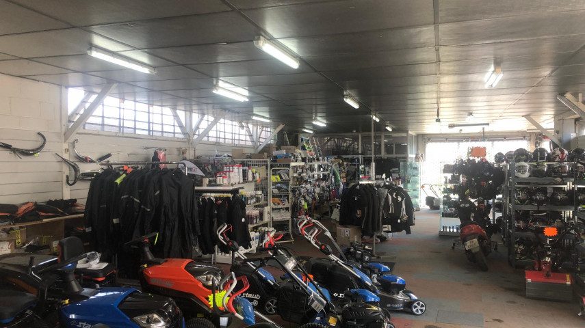 Garage motoculture et deux roues à reprendre - Nouvelle-Aquitaine