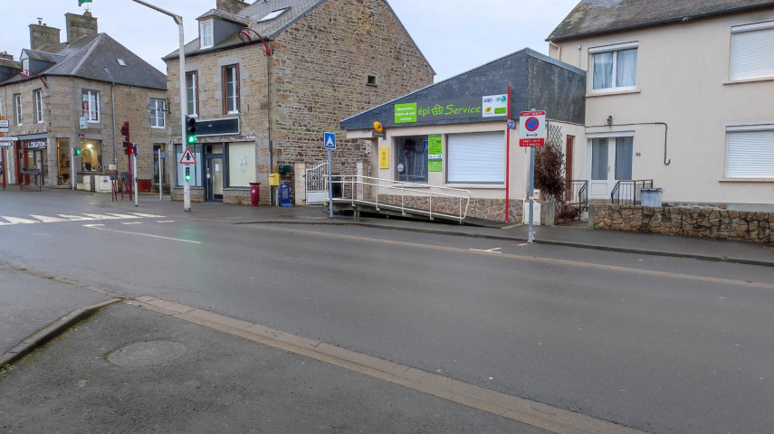 Commerce multiservices dans un centre bourg à reprendre - Normandie