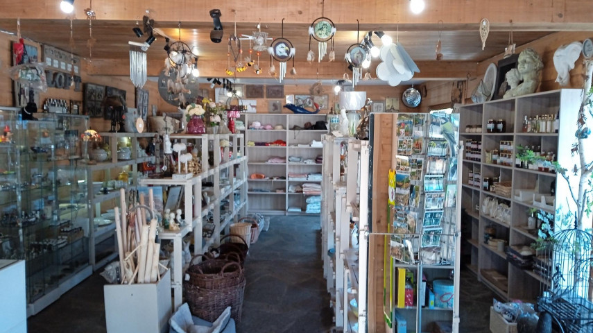 Garage – boutique artisanale à reprendre - Lozère