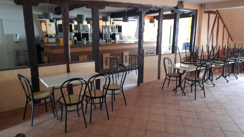 CafÉ - restaurant à reprendre - Arr. Castres (81)