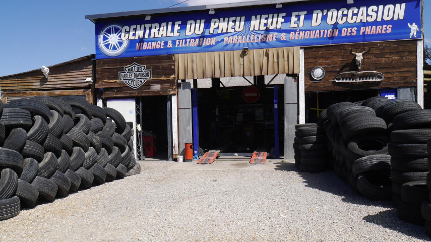 Achat-revente montage de pneus, entretien petite m à reprendre - Grand Nîmes (30)