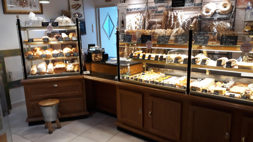 Boulangerie patis. artisanale ville touristique à reprendre - Lot