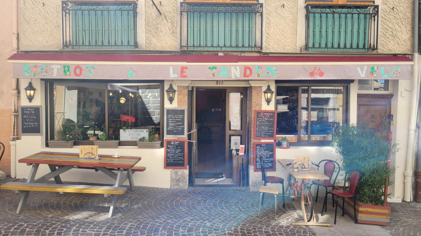 Bar restaurant atelier velo à reprendre - Pays Serre-Ponçon Embrunais Sa (05)
