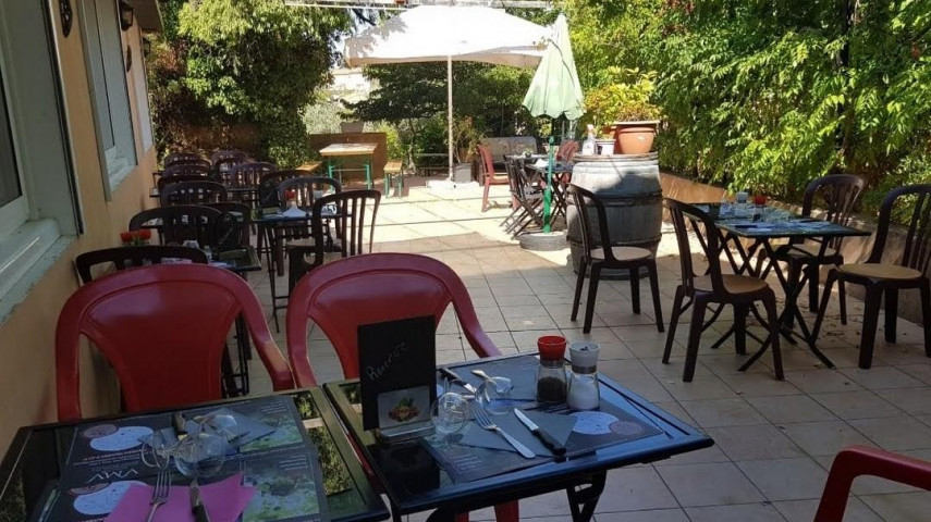 Locaux bar licence 4 restaurant à reprendre - Comtat Venaissin - Ventoux (84)