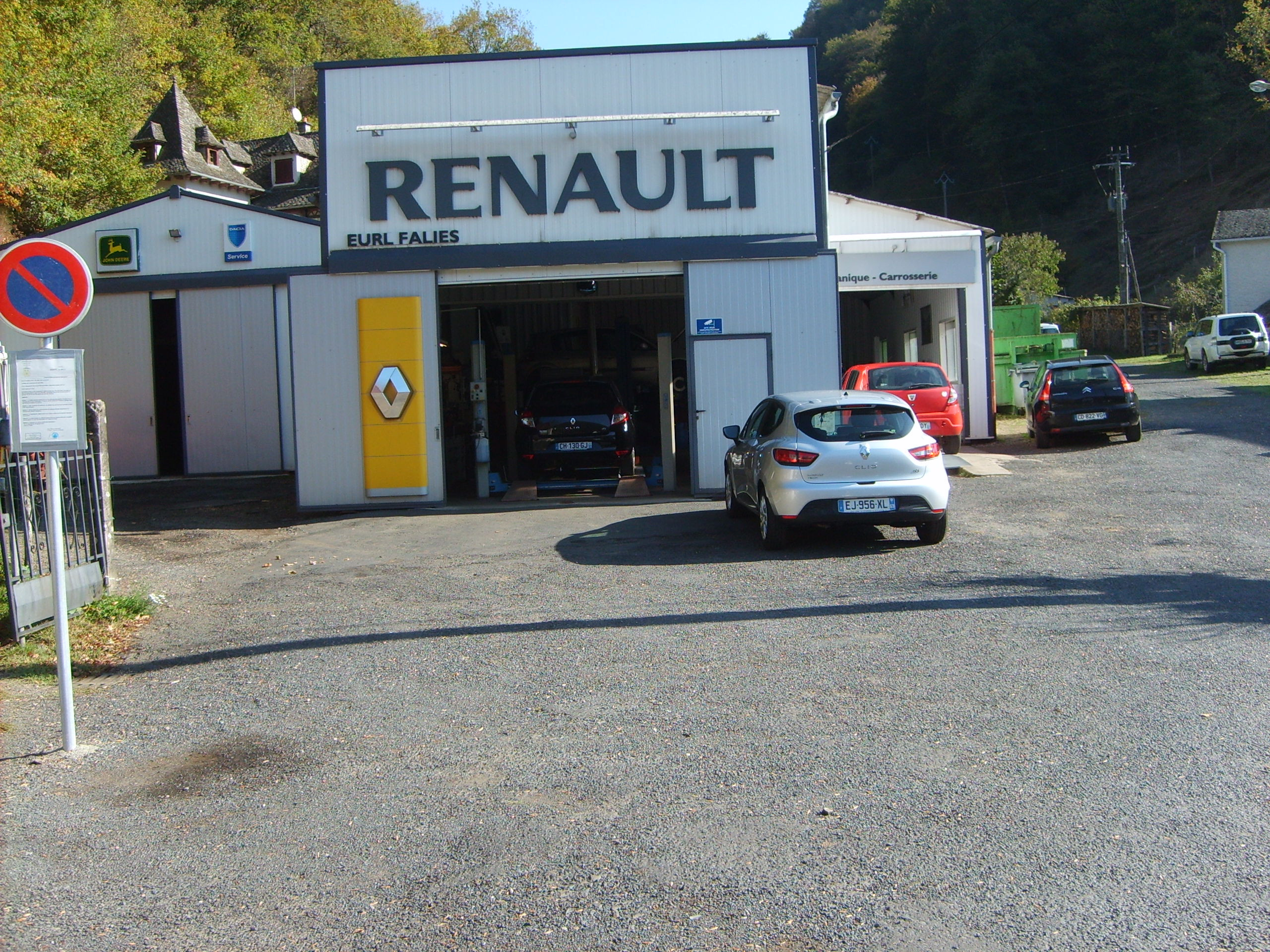 GARAGE AGENT RENAULT