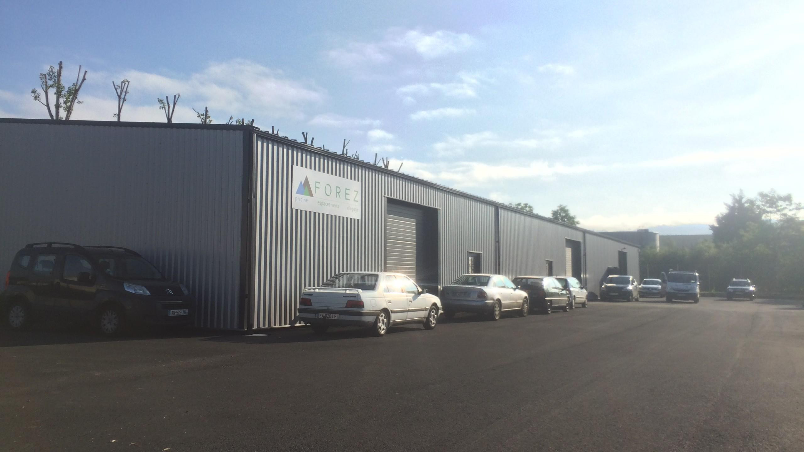 ATELIERS 330 M² 660 M² 990 M² A LOUER OU A VENDRE