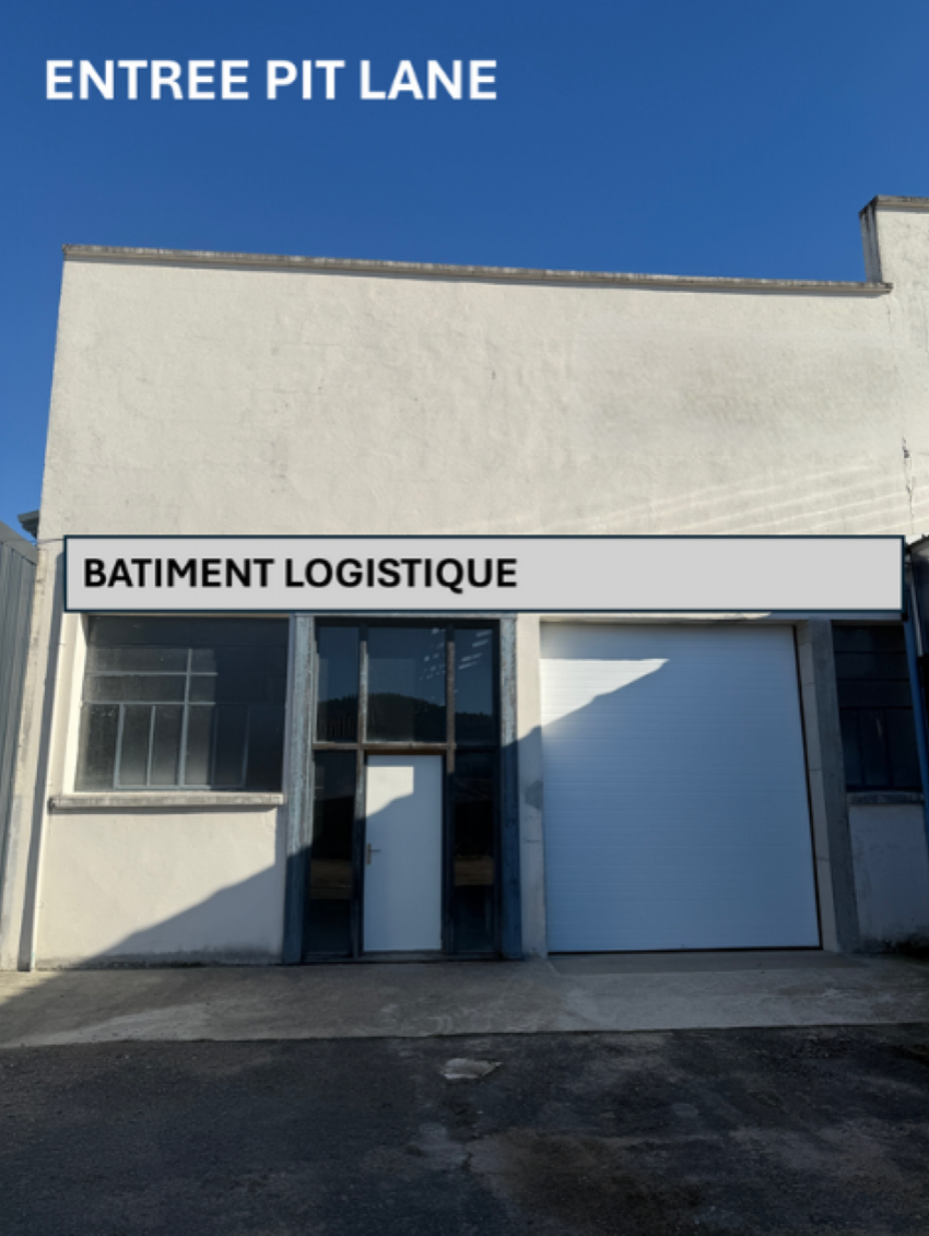 LOCAL ARTISANAL OU DE STOCKAGE 400 M² À LOUER